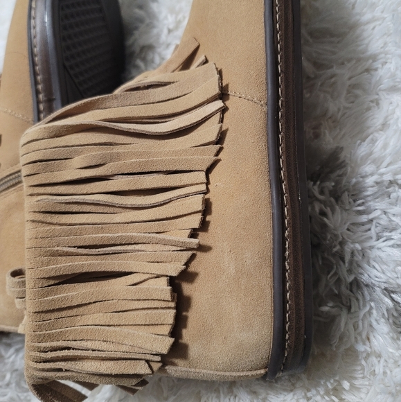 Aerosoles Good Fun Tan Fringed Suede Ankle Boots Booties Size 9 M - Picture 4 of 11